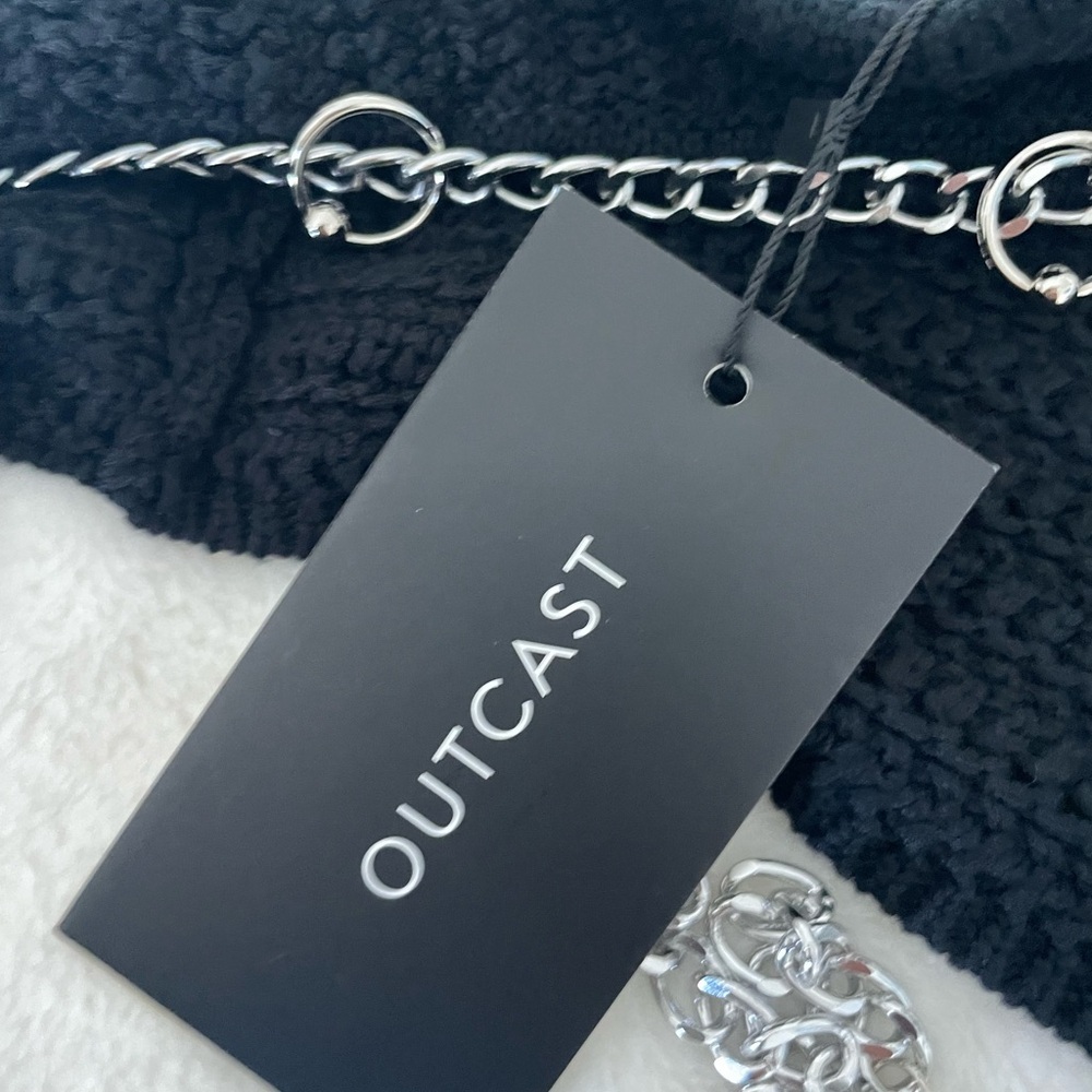 Rosewood Black Chain Detail Dress - Picture 10 of 13